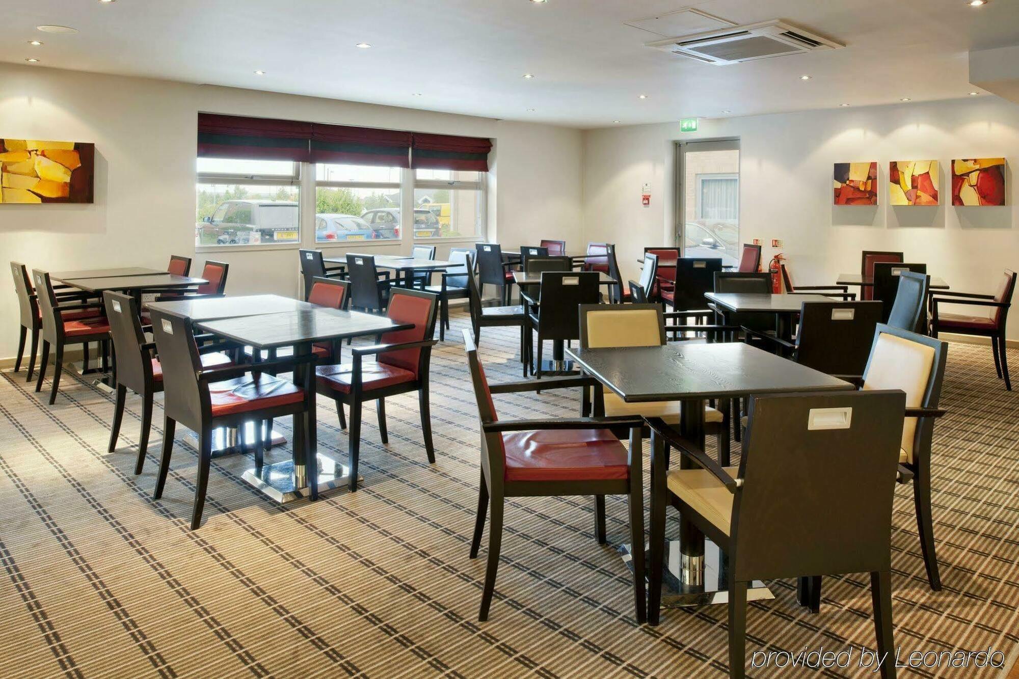 Holiday Inn Express East Midlands Airport, An Ihg Hotel Castle Donington Restaurante foto